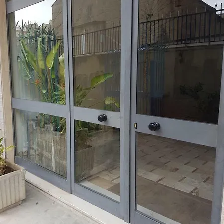 Апартаменты Cuba House *